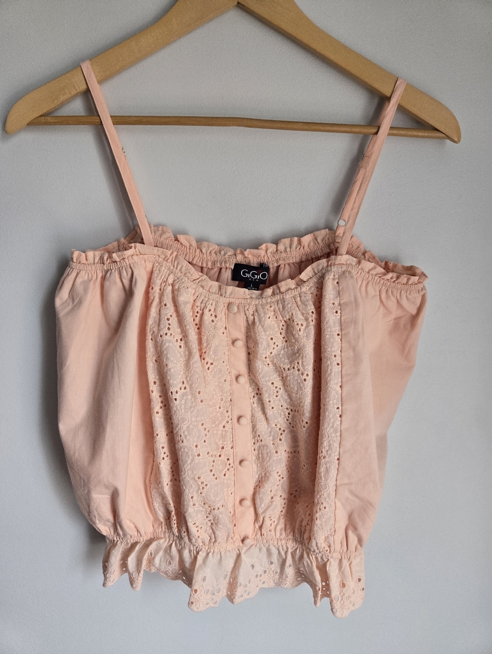 New GIGIO Soft Peach Eyelet Cotton Top